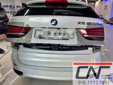 BMW X5m50d 오라칼 미드그레이 테일램프필름으로 독보적으로변신하기 / 대전 서구