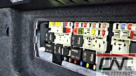 대전보조배터리 : 재규어 F페이스 Z9500블랙박스와 케어셀CZ12A 커넥티드프로플러스 / 대전 서구 가장동