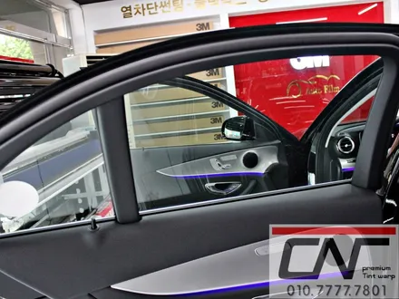 대전썬팅 * 더뉴E클래스 , E300 AMG LINE 출고후 , 즐거운 자동차생활의 첫걸음 열차단썬팅시공하기 / 대전 서구 가장동