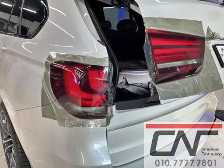 BMW X5m50d 오라칼 미드그레이 테일램프필름으로 독보적으로변신하기 / 대전 서구
