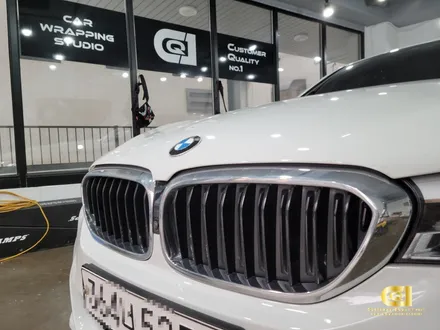 BMW 530I 그릴과 사이드 미러 랩핑시공으로 드레스업 완성! 수원 자동차 랩핑 전문점 씨앤큐원에서 / 수원 오목천동