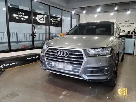 수원랩핑 전문점 씨앤큐원에서 아우디 Q7 루프스킨, 사이드미러 랩핑시공기! / 수원 오목천동