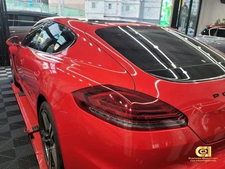 포르쉐 파나메라 카마인레드 전체랩핑 시공완료 수원랩핑 전문점 씨앤큐원에서 / 수원 오목천동