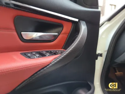 BMW 실내랩핑 시공으로 드라이빙 감성 업그레이드 수원랩핑 전문점 씨앤큐원 에서 / 수원 오목천동
