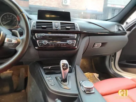 BMW 실내랩핑 시공으로 드라이빙 감성 업그레이드 수원랩핑 전문점 씨앤큐원 에서 / 수원 오목천동