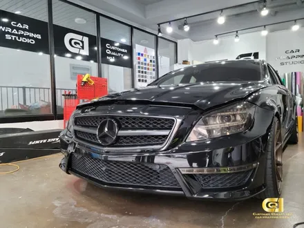 벤츠 CLS 63AMG 새틴 블랙락그레이 전체랩핑 시공기 수원랩핑 전문점 씨앤큐원 에서 / 수원 오목천동