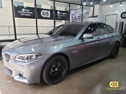 BMW 520d 새틴블랙 전체랩핑시공기! 수원랩핑 전문점 씨앤큐원에서 시공 완료 / 수원 오목천동
