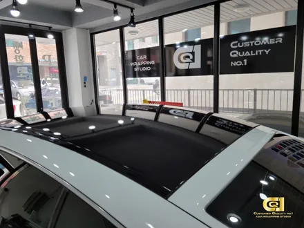 벤츠 GT 루프스킨 시공으로 스포티함을 더하다! 수원랩핑 전문점 씨앤큐원에서 / 수원 오목천동