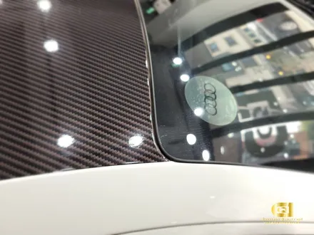 아우디 R8 v10 리얼카본 패키지 랩핑 시공 수원랩핑 전문점 씨앤큐원 에서 / 수원 오목천동