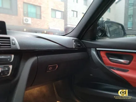 BMW 실내랩핑 시공으로 드라이빙 감성 업그레이드 수원랩핑 전문점 씨앤큐원 에서 / 수원 오목천동