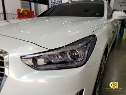 제네시스 EQ900 화이트펄 전체랩핑 시공기 수원랩핑 전문점 씨앤큐원 에서 / 수원 오목천동