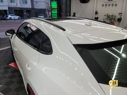 람보르기니 우르스 전체랩핑 시공 완료 3M 2080 썬플라워 / 수원 오목천동
