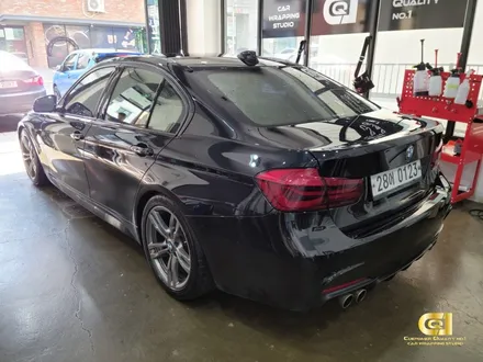 BMW3시리즈 M팩차량에 감성 업그레이드 다크바사트 전체랩핑 시공기 자동차 랩핑 전문점 씨앤큐원 에서! / 수원 오목천동