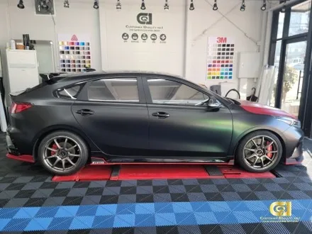 기아 K3 GT 새틴블랙 전체랩핑과 크롬죽이기 시공완료 수원랩핑 씨앤큐원에서 / 수원 오목천동