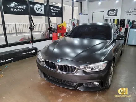 BMW 428I 컨버터블 새틴블랙 전체랩핑 시공기 수원자동차랩핑 전문점 씨앤큐원 에서! / 수원 오목천동