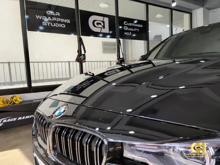 BMW3시리즈 M팩차량에 감성 업그레이드 다크바사트 전체랩핑 시공기 자동차 랩핑 전문점 씨앤큐원 에서! / 수원 오목천동