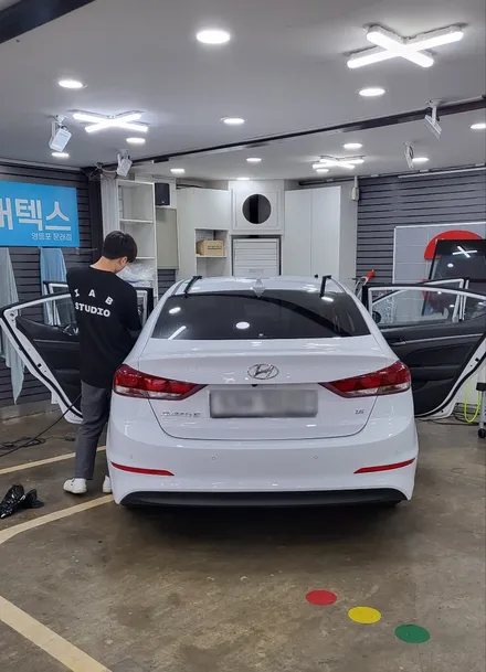 영등포썬팅재시공) 본드층 녹아 시인성 지장주는 썬팅필름 제거후 시야 보호받자. / 서울 양천, 구로, 강서, 영등포, 부천