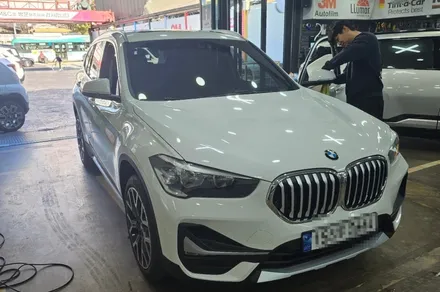 영등포 레인보우M&C)22년식 BMW X1 사이드 광각미러 교체 옵틱글래스 넓은 시야각으로 안전운전! / 영등포구 문래동