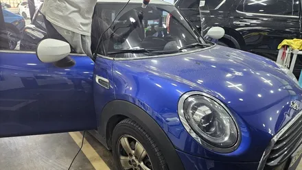 영등포 수입차 블랙박스) BMW미니쿠페 23년식 순정형 블랙박스 고장 사제 블랙박스로 교체 / 영등포구 문래동