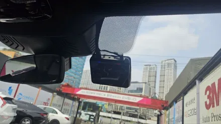 수입차 블랙박스)BMW 630i GT 순정형 블랙박스 고장으로 사재블랙박스 아이나비 QXD1플러스 교체. / 영등포구 문래동
