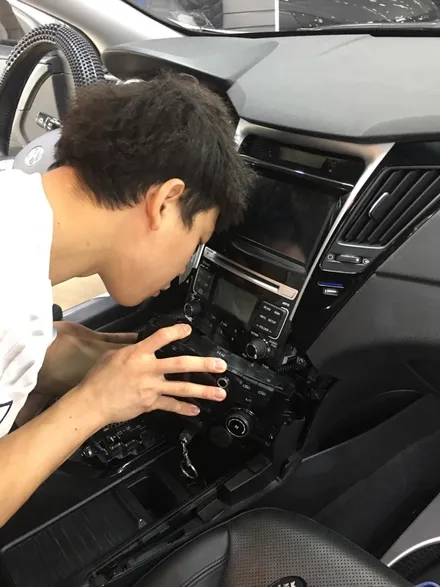 YF소나타 고장난 내비게이션 교체 / 오래된 내비게이션 교체전문점 / 서울 양천, 구로, 강서, 영등포, 부천