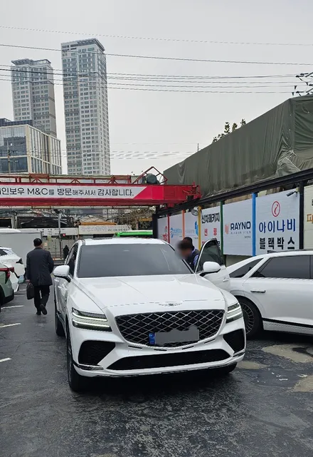 영등포 루마버텍스 신차패키지) 제네시스 GV80쿠페 화이트 버텍스900+700시공  (RV,SUV는 썬팅 농도를 어떻게 하는게 좋을까?) / 서울 양천, 구로, 강서, 영등포, 부천