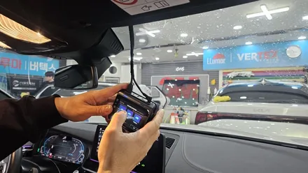 영등포 BMW530i 블랙박스 교체 (순정형에서 사재품 아이나비로 교체) / 영등포구 문래동