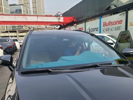 KA4카니발) 카니발 전면썬팅 농도 교체로 썬팅 재시공-앞유리 농도 밝게 교체하면 어느정도 차이가 날까?35%에서50% 교체 / 서울 양천, 구로, 강서, 영등포, 부천