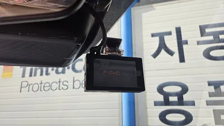 영등포, 여의도, 마포 신차 카니발 썬팅) 카니발 하이브리드 판테라메탈 9인승 1.6 노블레스 반사필름 + 블랙박스 시공. / 영등포구 문래동