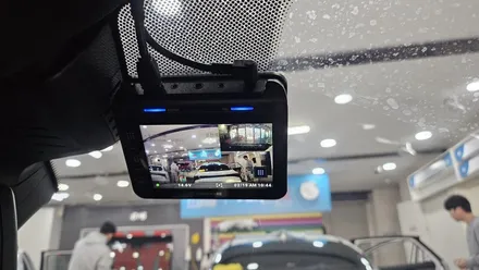 영등포 BMW530i 블랙박스 교체 (순정형에서 사재품 아이나비로 교체) / 영등포구 문래동