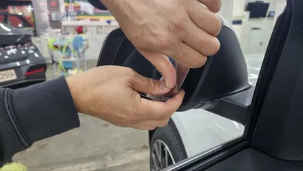 영등포 레인보우M&C)22년식 BMW X1 사이드 광각미러 교체 옵틱글래스 넓은 시야각으로 안전운전! / 영등포구 문래동