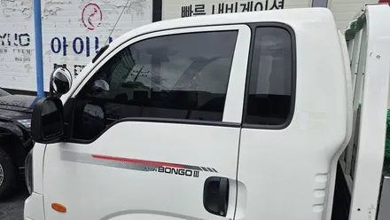 영업용 차량 썬팅은 왜 항상 저가형으로 하는가, 봉고3 기능성 필름으로 재시공 + 블랙박스 설치 / 영등포구 문래동