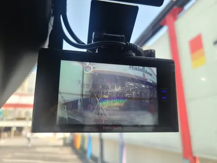 GLC300e 플러그인 하이브리드) 영등포 수입차 신차패키지/ GLC300e 레인보우 V90+QXD7000(커넥티드)+에코파워팩12C 장착 / 서울 양천, 구로, 강서, 영등포, 부천
