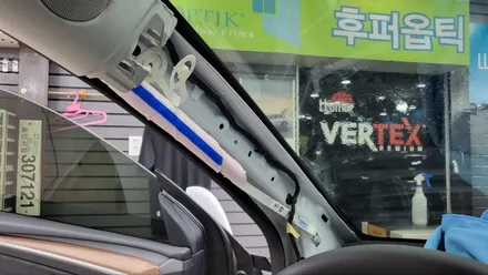 영등포 테슬라 모델Y 전체썬팅) 전면, 측, 후면, 글라스루프 틴팅. 루마버텍스900으로 열차단 보호! / 서울 양천, 구로, 강서, 영등포, 부천