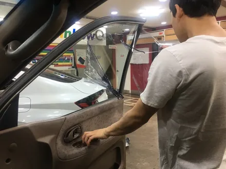 카니발파크 오래된 썬팅지 벗겨내고 재시공/ 중고차썬팅 재시공전문점/ / 영등포구 문래동