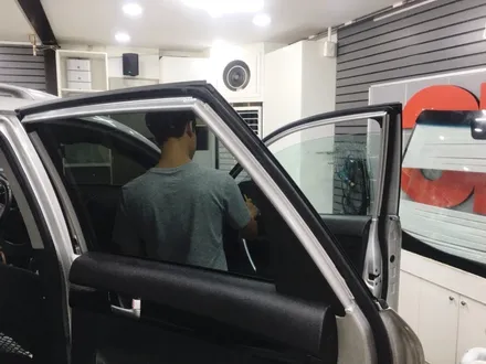 자동차 오래된썬팅 제거후 다시하기! 쏘렌토R 틴팅 재시공/영등포썬팅전문점 / 영등포구 문래동