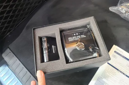 GLC300e 플러그인 하이브리드) 영등포 수입차 신차패키지/ GLC300e 레인보우 V90+QXD7000(커넥티드)+에코파워팩12C 장착 / 서울 양천, 구로, 강서, 영등포, 부천