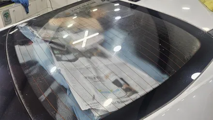 구로, 영등포, 여의도, 마포 썬팅 재시공) 20년식 아반떼 뒷유리 물결(뽀글이)썬팅 재시공 (열선 손상x) / 영등포구 문래동