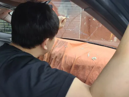 영등포 후퍼옵틱) BMW 118D 후퍼옵틱 클라식33% 전면 썬팅 재시공 / 서울 양천, 구로, 강서, 영등포, 부천