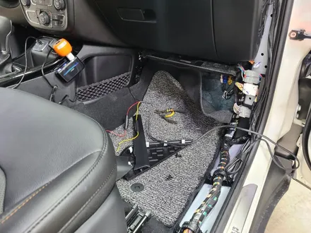 JEEP 체로키) 수입차 보조배터리장착/ 수입차 블랙박스 상시설정 할 수 있는 방법은? / 서울 양천, 구로, 강서, 영등포, 부천