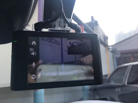 영등포썬팅/ 기아니로 검수+썬팅+블랙박스+언더코팅 신차패키지 시공/ 아이나비Z500장착 / 영등포구 문래동