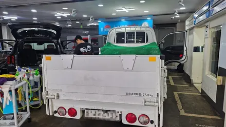 영업용 차량 썬팅은 왜 항상 저가형으로 하는가, 봉고3 기능성 필름으로 재시공 + 블랙박스 설치 / 영등포구 문래동