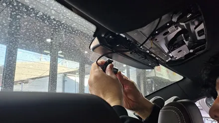 영등포 BMW530i 블랙박스 교체 (순정형에서 사재품 아이나비로 교체) / 영등포구 문래동