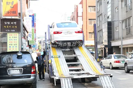 말리부신차썬팅패키지 말리부레이노S9썬팅시공기 말리부무료신차검수 강남레이노썬팅 지바트언더코팅 쿼츠샤인유리막코팅 블랙박스설치 PPF서비스까지 완벽하네요! / 서울 서초구