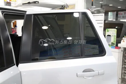 수입차레이노썬팅시공점 랜드로버프리랜더2썬팅시공 랜드로버레이노썬팅 랜드로버프리랜더전면썬팅 측면썬팅 / 서울 서초구