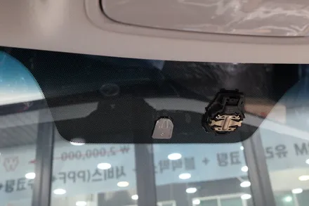 기아K7썬팅 시공기 레이노썬팅으로 오랫동안 쾌적한 운행되세요~ / 서울 서초구