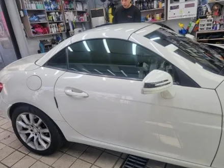 강남 벤츠SLK 썬팅 with 로얄시리즈701 반사필름도 합리적인 가격으로 시공이 가능한 곳은 강남 썬팅의민족은 이영민썬팅 / 서울 서초구
