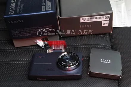 EQ900썬팅시공기 레이노썬팅 뷰게라VG 900V2블랙박스 아이트로닉스아이패스 ITR200 하이패스 장착 / 서울 서초구