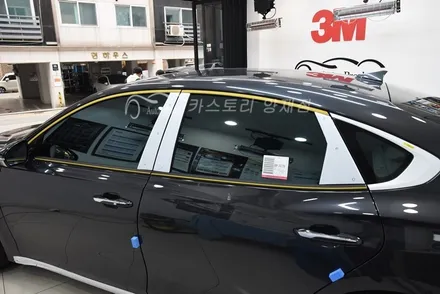 그랜져IG썬팅 레이노썬팅필름 크로마시리즈 R9 아이나비QXD1500블랙박스 장착 레이노양재점 / 서울 서초구