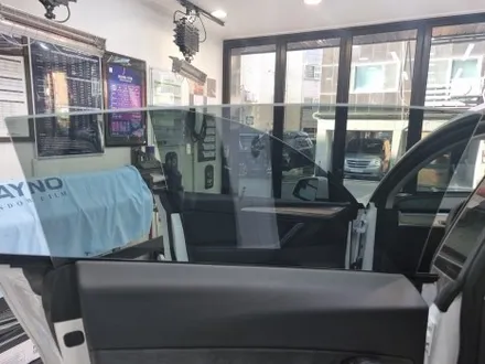 테슬라모델 Y with 레이노 고급라인 F95 운행도 안전블랙박스 JB모듈로 완벽수행 / 서울 서초구